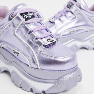 Buffalo London Classic Low sneaker in Lilac